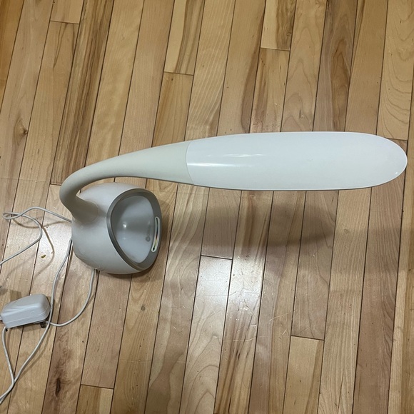 White LED Desk Lamp with Color Changing Base - Picture 4 of 11